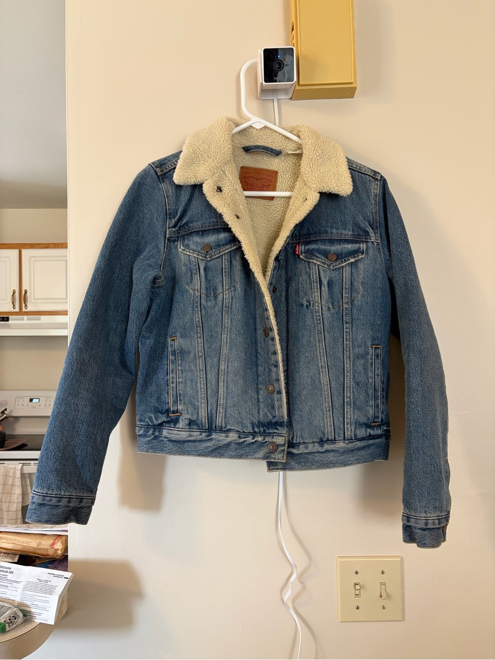 Levi's Sherpa-Lined Denim Trucker Jacket - Women’s size Small